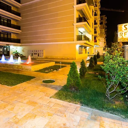 Solid Mamaia
