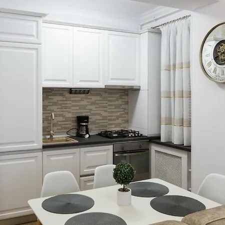 Solid Apartment
